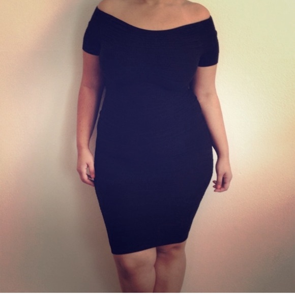 Dresses & Skirts - Sexy‎ Little Black Dress